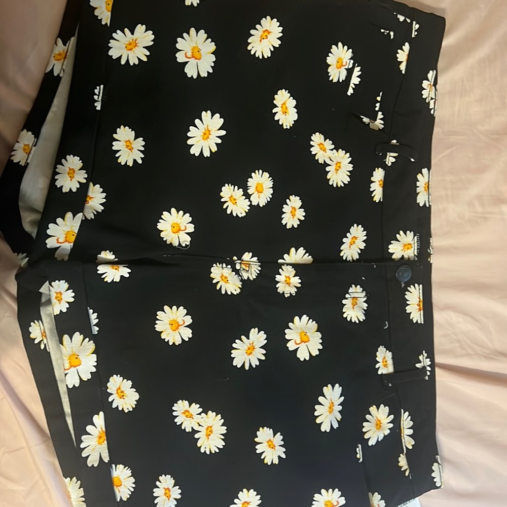 Daisy print Jean shorts